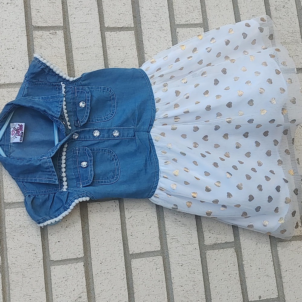 Dress with hearts - Picture 6 of 9